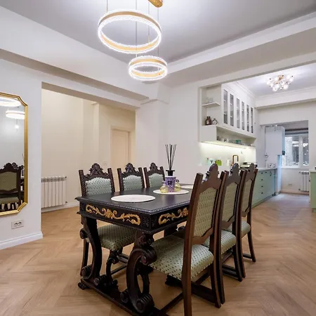 아파트 Paradiso Luxury By Sattal Chabad
